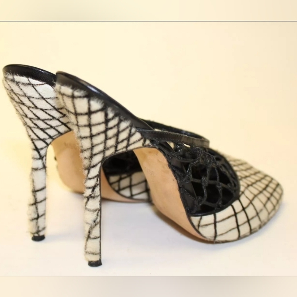 Manolo Blahnik Womens 6.5 HairyLeather Stiletto Slides Italy Shoes - Picture 6 of 16